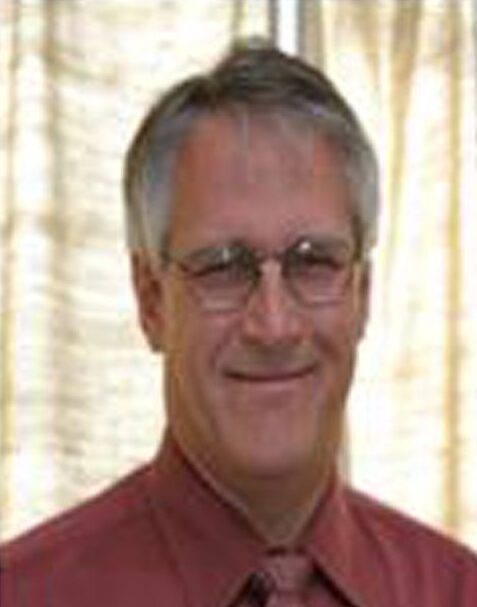 Portrait Photo of Dr. Michael Naylor